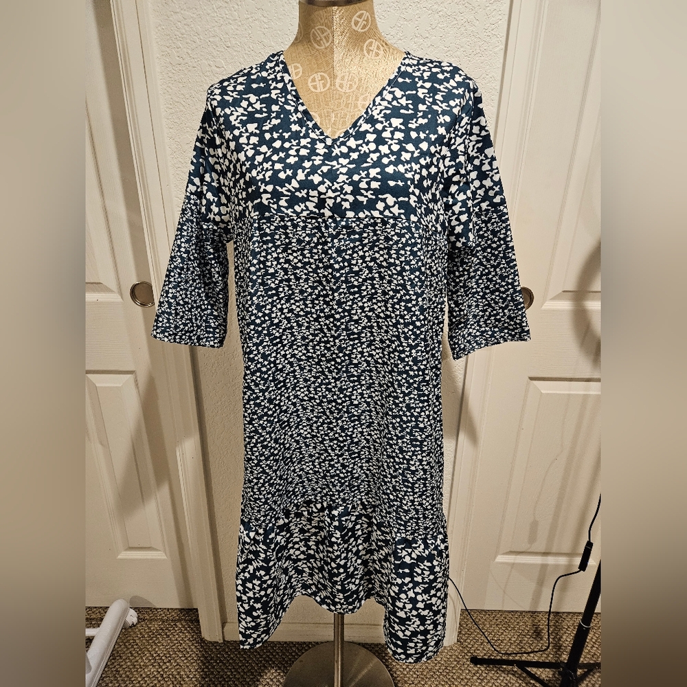 Floral V-Neck Dress Sz Med